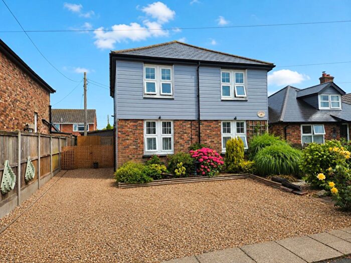 3 Bedroom Detached House For Sale In St. Johns Road, New Romney, TN28