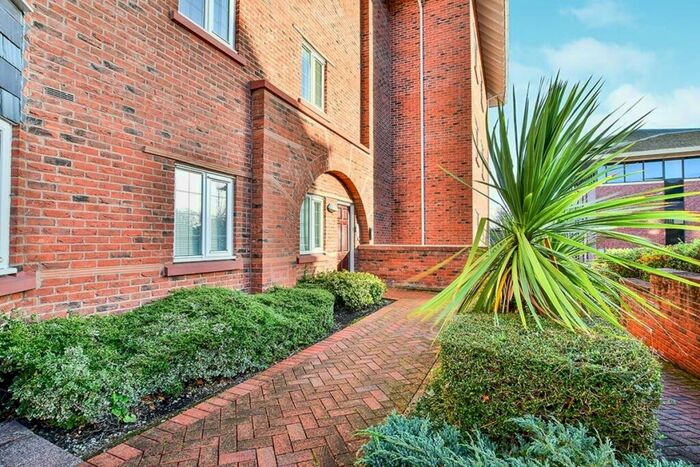 2 Bedroom Apartment For Sale In Station Road, Wilmslow, Cheshire, SK9