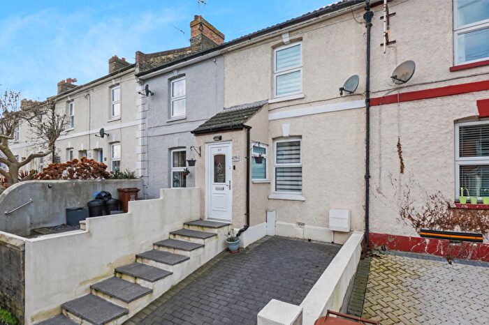 2 Bedroom Terraced House For Sale In High Street, Halling, Rochester, ME2