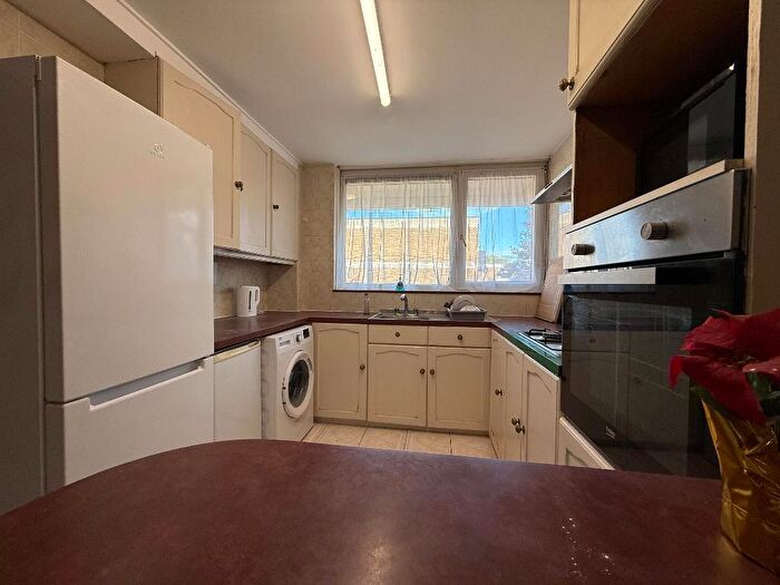 4 Bedroom Maisonette To Rent In Ford Street, London, E3