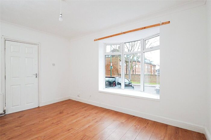 3 Bedroom Terraced House For Sale In Maypole, Clifton, Nottingham, NG11