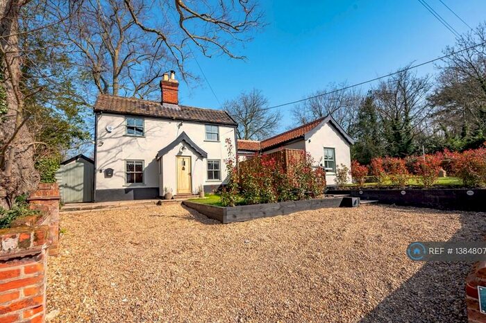 3 Bedroom Semi-Detached House To Rent In Candlers Lane, Harleston, IP20