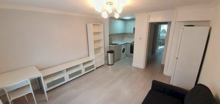 1 Bedroom Flat To Rent In Blackstock Road, London, N4