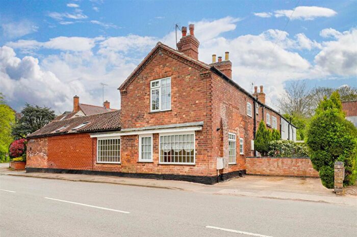 2 Bedroom Cottage For Sale In Main Street, Lambley, NG4