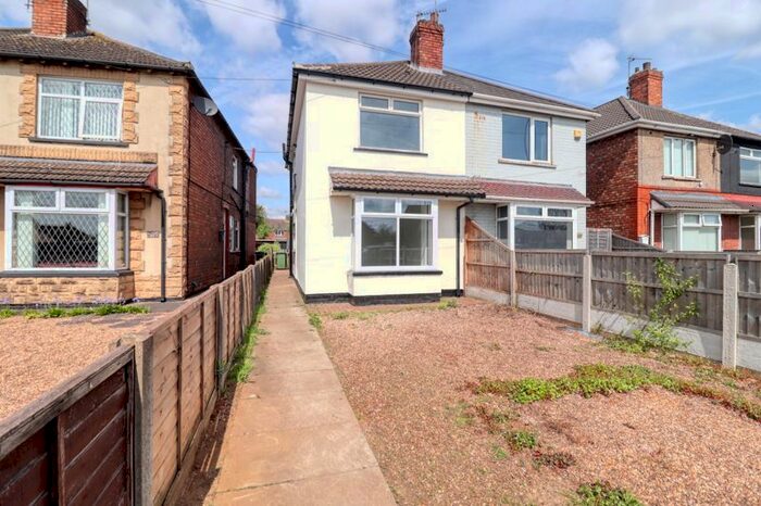 2 Bedroom Semi-Detached House To Rent In Queensway, Scunthorpe, DN16