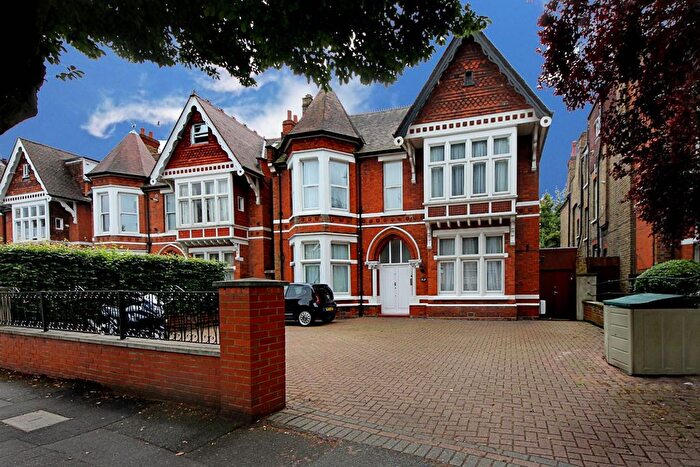 Studio To Rent In Gordon Road, London, W5