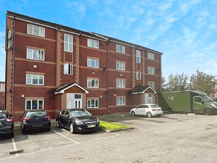 2 Bedroom Flat To Rent In Worsley Gardens, Mountain Street, Worsley, Manchester, M28