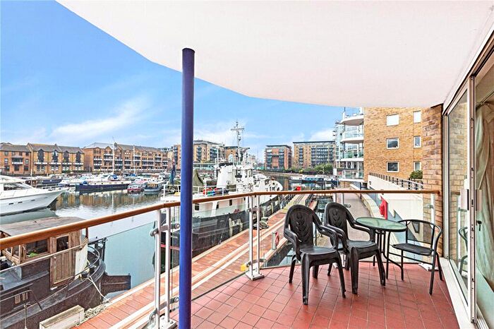 2 Bedroom Apartment For Sale In Limehouse Basin, E14