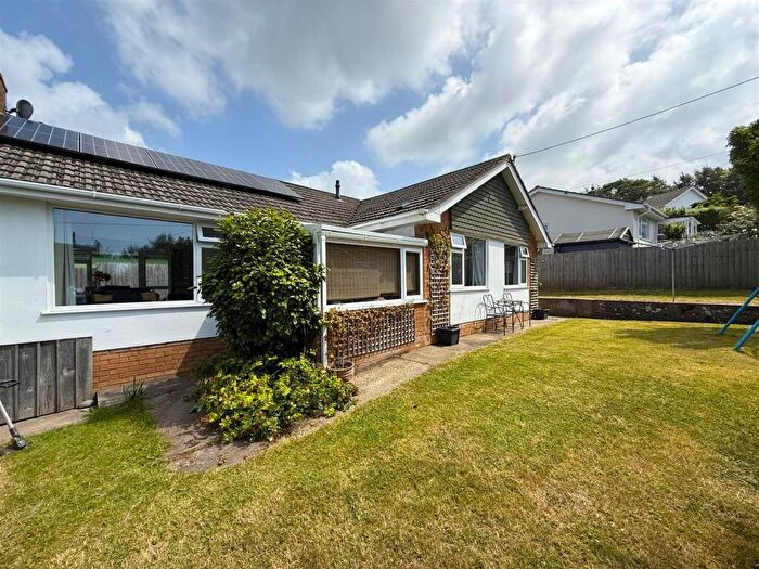 3 Bedroom Detached Bungalow For Sale In Old Rectory Close, Instow, EX39