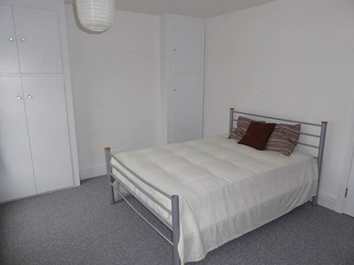 5 Bedroom House To Rent In Thoday Street, Cambridge, CB1