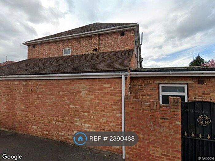 1 Bedroom Flat To Rent In Hounslow, Hounslow, TW3