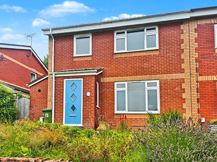 3 Bedroom Semi-Detached House To Rent In Ty Rhiw, Taffs Well, CF15