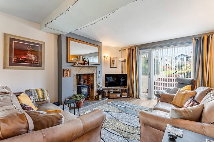 3 Bedroom End Of Terrace House For Sale In High Street, Gargrave, Skipton, North Yorkshire, BD23