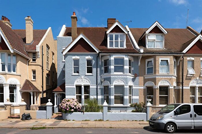 5 Bedroom Maisonette For Sale In Grosvenor Crescent, St. Leonards-On-Sea, TN38