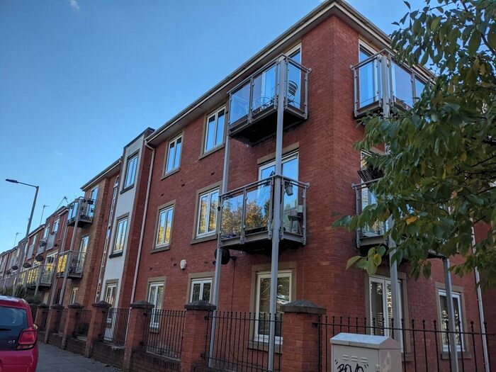 2 Bedroom Apartment To Rent In Jackson Crescent, Manchester, M15