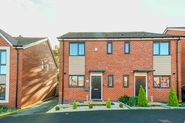 3 Bedroom Semi-Detached House For Sale In Sampson Avenue, Bramshall, Uttoxeter, ST14