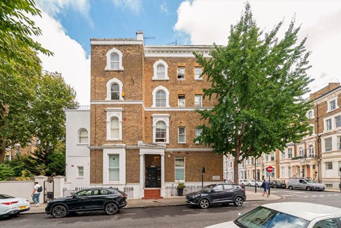 2 Bedroom Flat For Sale In Nevern Place, Earls Court, SW5
