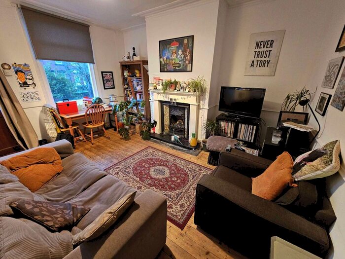 2 Bedroom Terraced House To Rent In Haddon Avenue, Burley, Leeds, LS4