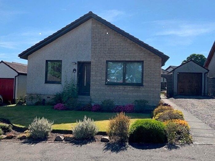 3 Bedroom Detached Bungalow For Sale In Watts Gardens, Cupar, KY15