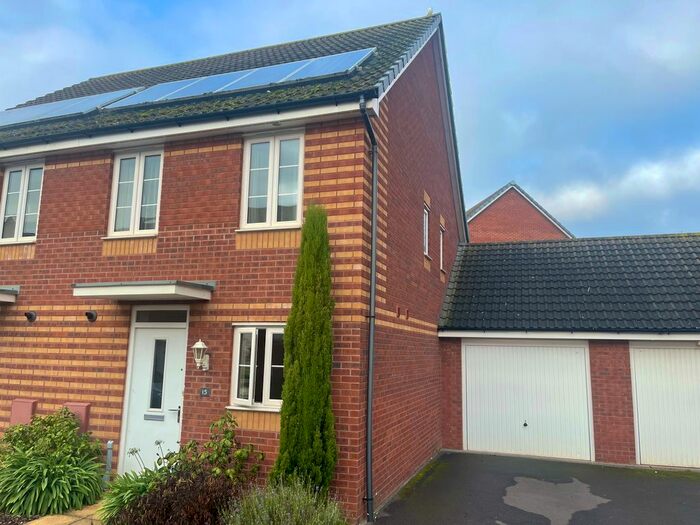 2 Bedroom Semi-Detached House To Rent In Sand Grove, Exeter, EX2