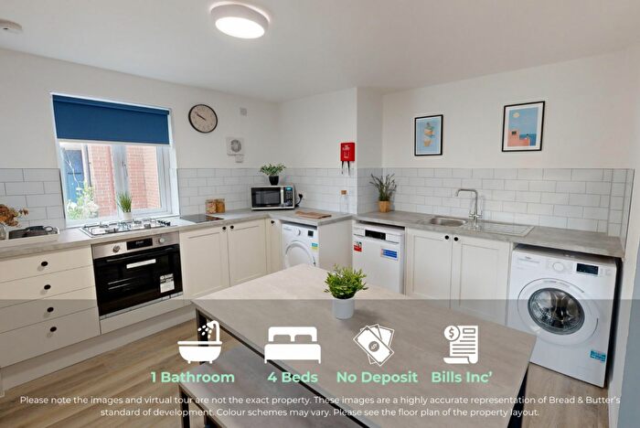 4 Bedroom Flat To Rent In Whiteladies Road, BS8