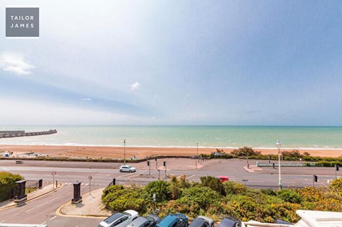 2 Bedroom Flat For Sale In Chichester Terrace, Brighton, BN2
