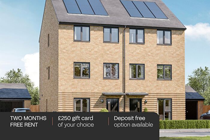 4 Bedroom Semi-Detached House To Rent In Liberty Rise, Hull, HU9