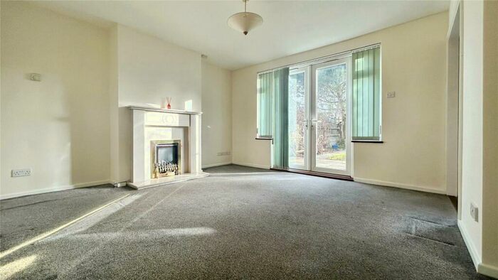 2 Bedroom Maisonette To Rent In Burr Close, Bexleyheath, Kent, DA7