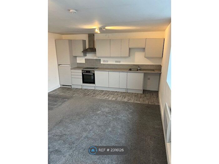 1 Bedroom Flat To Rent In Station House, Long Eaton, Nottingham, NG10