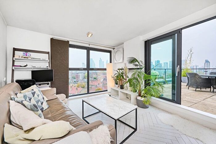 1 Bedroom Flat For Sale In Hotspur Street, Kennington, SE11