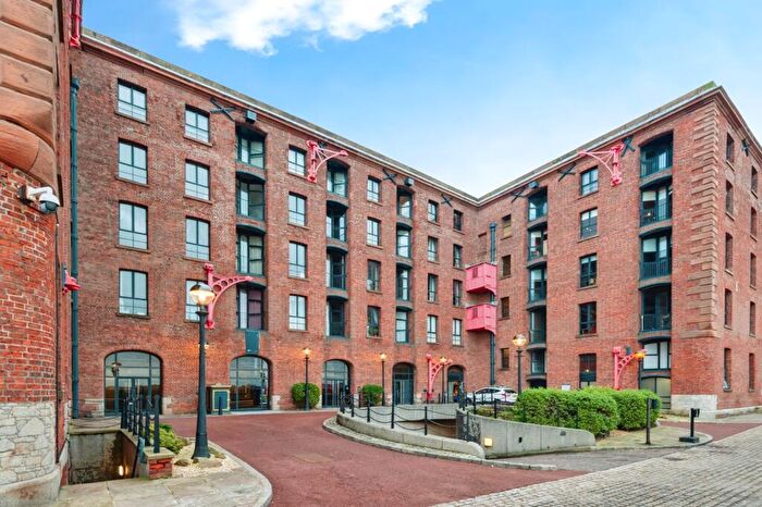 1 Bedroom Apartment For Sale In The Colonnades, Albert Dock, Liverpool, Merseyside, L3
