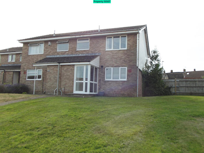 3 Bedroom End Of Terrace House To Rent In Maywood Avenue, Eastbourne, BN22