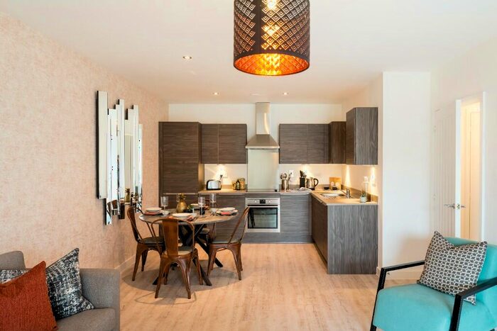 1 Bedroom Flat To Rent In Sopwith Avenue, London, E17