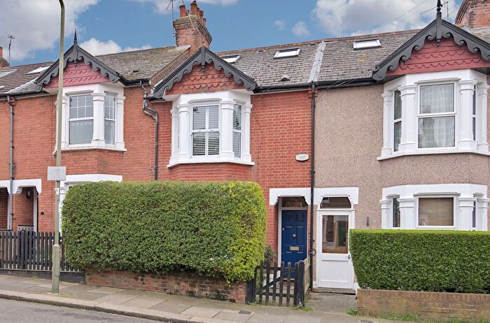 4 Bedroom Property For Sale In Falkland Road, Barnet, EN5