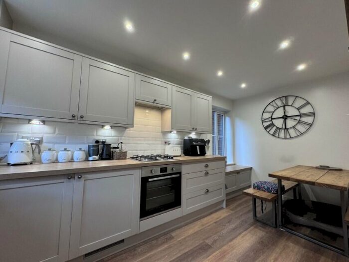 3 Bedroom Town House For Sale In Silver Birch Close, Lostock, BL6