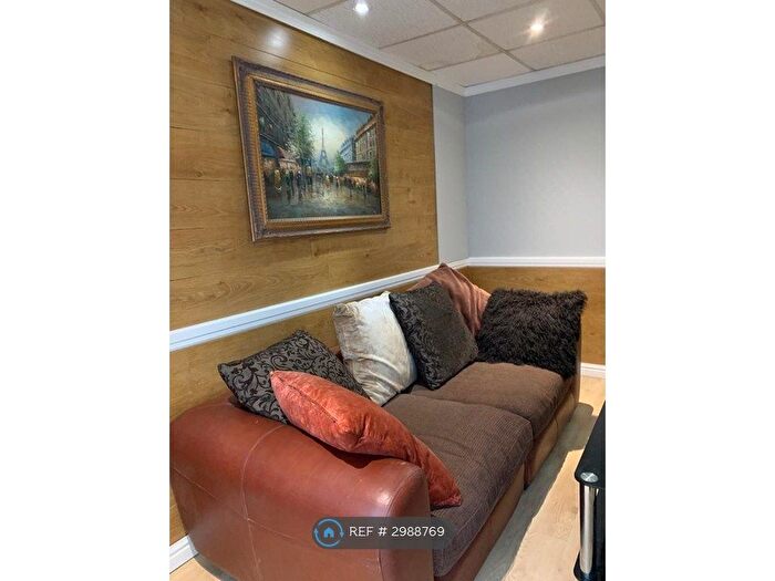 1 Bedroom Flat To Rent In Kenton, Harrow, HA3