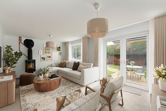 4 Bedroom Detached House For Sale In Little Marlow Road, Marlow, SL7