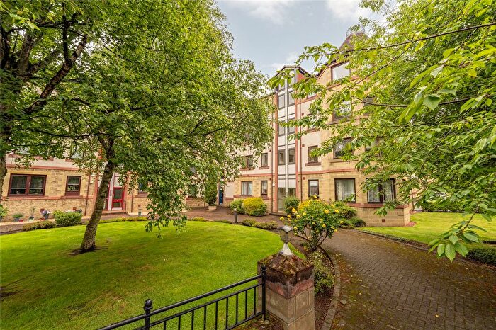 2 Bedroom Flat For Sale In Dalgety Road, Edinburgh, EH7