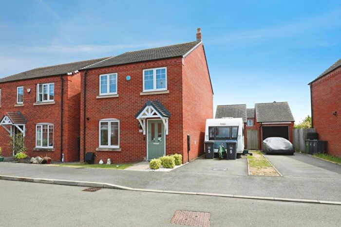 4 Bedroom Detached House For Sale In Weavers Way, Stockton, Southam, CV47