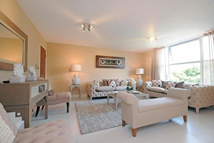 3 Bedroom Flat To Rent In Boydell Court, St. Johns Wood Park, London, NW8