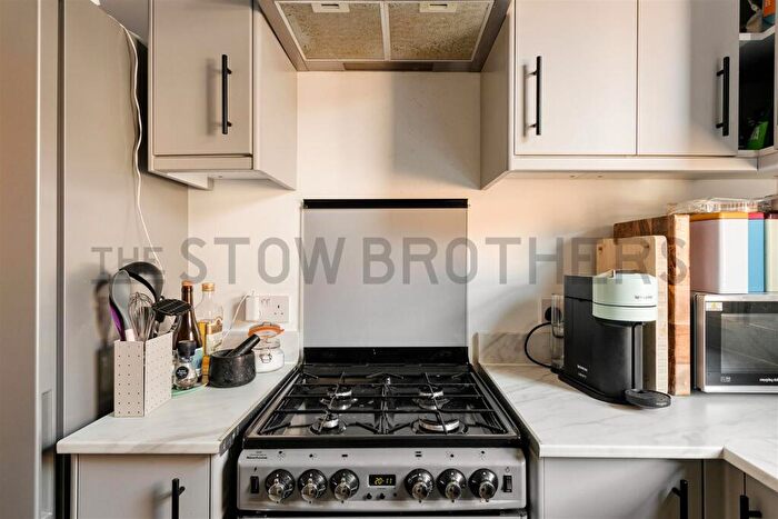 2 Bedroom Flat To Rent In Brettenham Road, London, E17