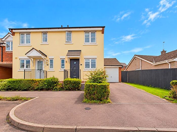 2 Bedroom Semi-Detached House For Sale In Parragate Road, Cinderford, GL14