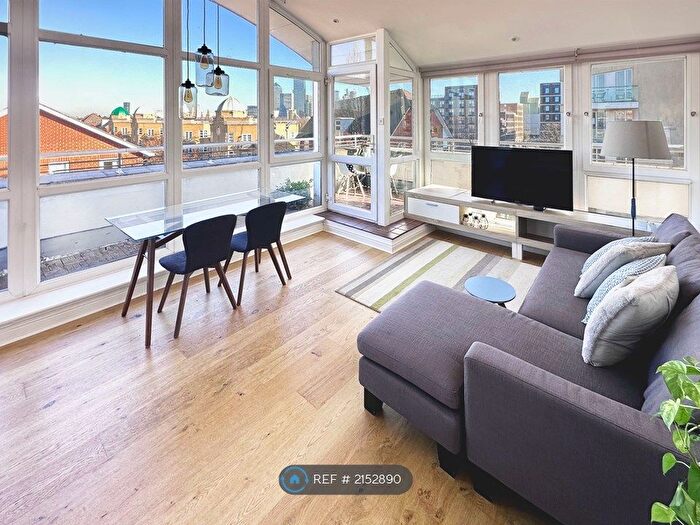 3 Bedroom Flat To Rent In Sycamore House, London, SE16