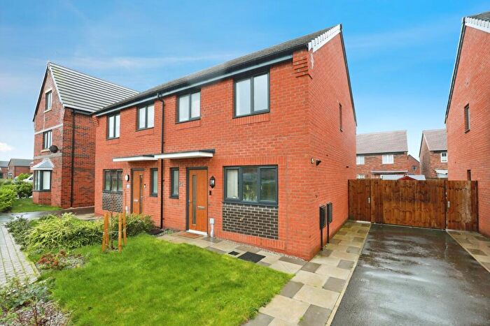 3 Bedroom Semi Detached House For Sale In Balwen Close, Winsford, CW7