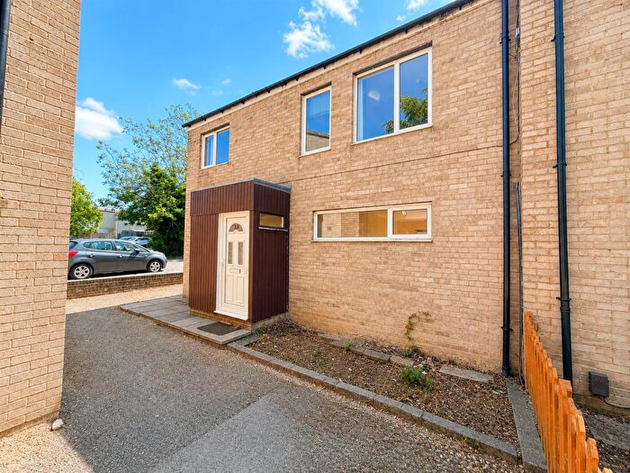 3 Bedroom Semi-Detached House For Sale In Skegness Walk, Corby, NN18