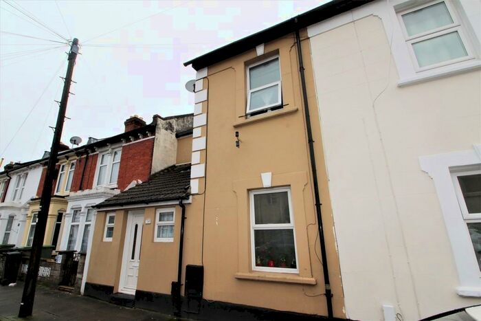 2 Bedroom Terraced House To Rent In Gladys Avenue, North End, PO2