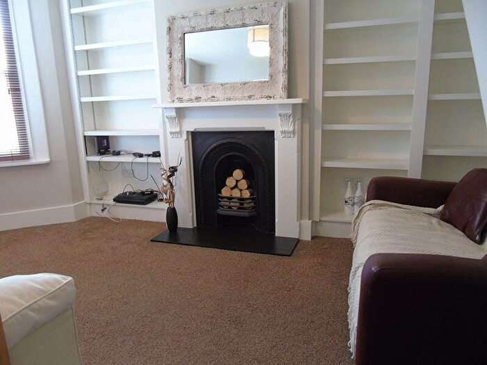 2 Bedroom Terraced House To Rent In Chapel Lane, Oxford, OX4