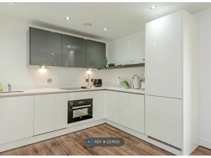 2 Bedroom Flat To Rent In Granville Lofts, Birmingham, B1