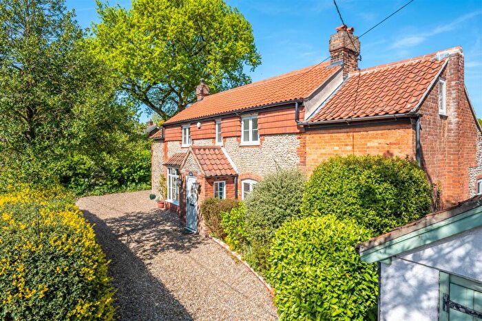 5 Bedroom Detached House For Sale In Norwich Road, Edgefield, Melton Constable, NR24