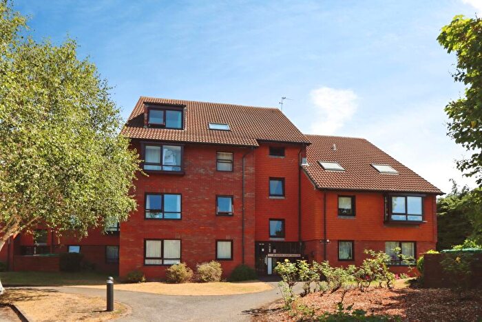 1 Bedroom Flat For Sale In Marina Gardens, Fishponds, Bristol, BS16